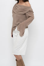 Load image into Gallery viewer, Vintage x Made in Canada x FRANK LYMAN Dark Beige Off-Shoulder Blouse (XS-M)