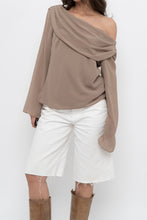Load image into Gallery viewer, Vintage x Made in Canada x FRANK LYMAN Dark Beige Off-Shoulder Blouse (XS-M)