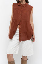 Load image into Gallery viewer, Vintage x Made in Italy x Dark Orange Linen Tiered Sleeveless Top (S, M)