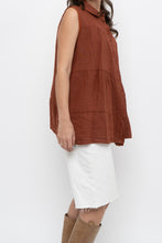 Load image into Gallery viewer, Vintage x Made in Italy x Dark Orange Linen Tiered Sleeveless Top (S, M)