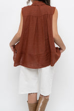 Load image into Gallery viewer, Vintage x Made in Italy x Dark Orange Linen Tiered Sleeveless Top (S, M)