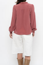 Load image into Gallery viewer, SEZANE x Pink Silk Buttonup (XS)