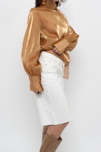 Load image into Gallery viewer, Vintage x Made in Italy x JOLEEN Gold Flowy Blouse (XS-M)
