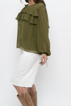 Load image into Gallery viewer, WILFRED x Chartreuse Front-tie Blouse (XS-M)