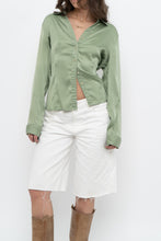 Load image into Gallery viewer, Vintage x Pale Green Silk Blouse (S, M)
