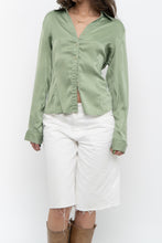Load image into Gallery viewer, Vintage x Pale Green Silk Blouse (S, M)