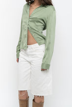 Load image into Gallery viewer, Vintage x Pale Green Silk Blouse (S, M)