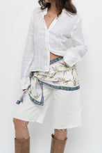Load image into Gallery viewer, Vintage x Made in Canada x FRANCO MIRABELLI White Linen Fitted Blouse (S)