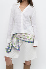 Load image into Gallery viewer, Vintage x Made in Canada x FRANCO MIRABELLI White Linen Fitted Blouse (S)