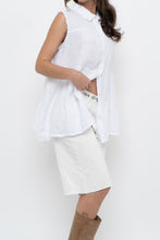 Load image into Gallery viewer, Vintage x White Tiered Linen Sleeveless Buttonup (S, M)