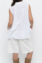 Load image into Gallery viewer, Vintage x White Tiered Linen Sleeveless Buttonup (S, M)
