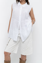 Load image into Gallery viewer, Vintage x White Tiered Linen Sleeveless Buttonup (S, M)