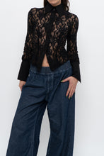 Load image into Gallery viewer, Vintage x RW&amp;CO Black Floral Cinched Mesh Buttonup (XS, S)