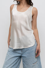 Load image into Gallery viewer, VINCE x Cream Silk Shiny Tank (S)