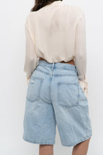 Load image into Gallery viewer, Vintage x EMANUEL UNAGRO Cropped Cream Silk Blouse (XS, S)
