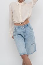 Load image into Gallery viewer, Vintage x EMANUEL UNAGRO Cropped Cream Silk Blouse (XS, S)