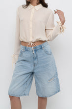 Load image into Gallery viewer, Vintage x EMANUEL UNAGRO Cropped Cream Silk Blouse (XS, S)