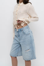 Load image into Gallery viewer, Vintage x EMANUEL UNAGRO Cropped Cream Silk Blouse (XS, S)