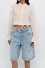 Load image into Gallery viewer, Vintage x EMANUEL UNAGRO Cropped Cream Silk Blouse (XS, S)