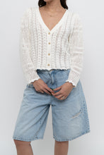 Load image into Gallery viewer, WILFRED x White Cotton Knit Cropped Cardigan (XS-L)