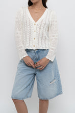 Load image into Gallery viewer, WILFRED x White Cotton Knit Cropped Cardigan (XS-L)