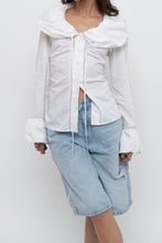 Load image into Gallery viewer, Vintage x KAPALUA White Embroidered Blouse (M)