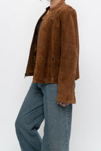 Load image into Gallery viewer, Vintage x VALERIE STEVENS Camel Suede Leather Jacket (S, M)