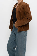 Load image into Gallery viewer, Vintage x VALERIE STEVENS Camel Suede Leather Jacket (S, M)