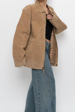 Load image into Gallery viewer, Vintage x STORMTECH Beige Suede Leather Jacket (S-L)