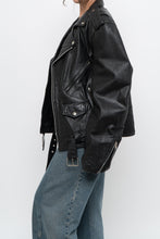 Load image into Gallery viewer, Vintage x Made in India x WILSONS Black Heavy Leather Biker Jacket (M, L)