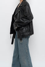 Load image into Gallery viewer, Vintage x Made in India x WILSONS Black Heavy Leather Biker Jacket (M, L)