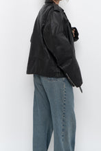Load image into Gallery viewer, Vintage x Made in India x WILSONS Black Heavy Leather Biker Jacket (M, L)