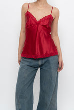 Load image into Gallery viewer, Vintage x LA VIE EN ROSE Red Satin Lace Tank (S)