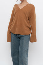 Load image into Gallery viewer, Vintage x Camel Oversized Cashmere Sweater (XS-L)