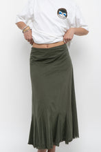 Load image into Gallery viewer, Vintage x EDDIE BAUER Olive Green Cotton Maxi Skirt (XL)