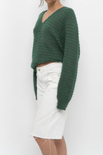 Load image into Gallery viewer, Vintage x Heathered Dark-Green Handmade Knit Sweater (XS-L)