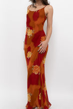 Load image into Gallery viewer, Vintage x Made in India x LE CHATEAU Orange, Red Semi-sheer Floral Maxi Dress (S)
