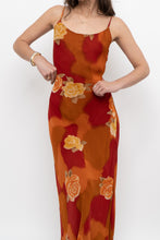 Load image into Gallery viewer, Vintage x Made in India x LE CHATEAU Orange, Red Semi-sheer Floral Maxi Dress (S)