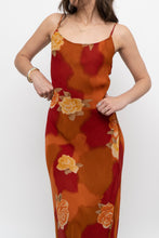 Load image into Gallery viewer, Vintage x Made in India x LE CHATEAU Orange, Red Semi-sheer Floral Maxi Dress (S)