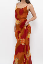 Load image into Gallery viewer, Vintage x Made in India x LE CHATEAU Orange, Red Semi-sheer Floral Maxi Dress (S)