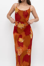 Load image into Gallery viewer, Vintage x Made in India x LE CHATEAU Orange, Red Semi-sheer Floral Maxi Dress (S)
