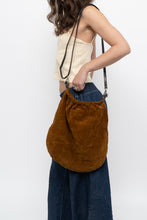 Load image into Gallery viewer, Vintage x Made in Italy x ARNOLD CHURGIN Camel Suede Slouch Purse