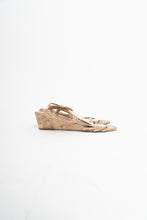 Load image into Gallery viewer, Vintage x NY TRANSIT Shell Sandals (7)