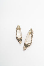 Load image into Gallery viewer, Vintage x STUART WEITZMAN Leopard Stilettos (7, 7.5)