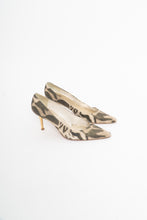 Load image into Gallery viewer, Vintage x STUART WEITZMAN Leopard Stilettos (7, 7.5)
