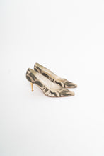 Load image into Gallery viewer, Vintage x STUART WEITZMAN Leopard Stilettos (7, 7.5)