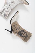 Load image into Gallery viewer, Vintage x SPRING Deadstock Silver Stiletto Boots (5, 5.5)