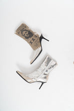 Load image into Gallery viewer, Vintage x SPRING Deadstock Silver Stiletto Boots (5, 5.5)