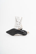 Load image into Gallery viewer, Vintage x SPRING Deadstock Silver Stiletto Boots (5, 5.5)