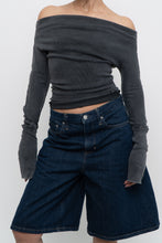 Load image into Gallery viewer, FREE PEOPLE x Grey Faded Cotton Off-Shoulder Long Sleeve (XS, S)